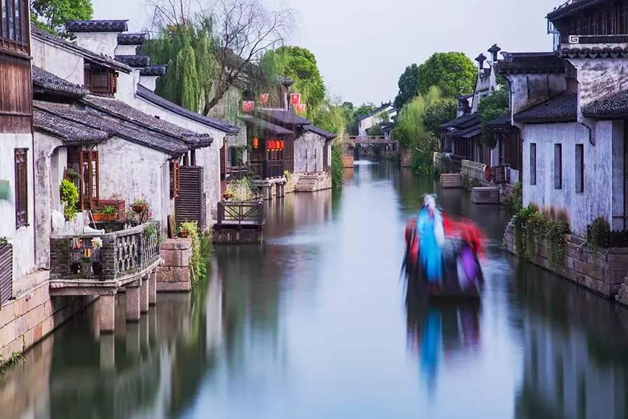 解锁吉鹿力问答社区,尽情畅聊为什么娱乐圈演技很棒的艺人,总是喜欢参加综艺真人秀呢?